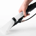 Nettoyez en profondeur avec le Lave tapis et moquette Ghibli M 26 : 2300 W de puissance, 190 mBar de dépression, 80 ltr de capacité. Efficacité et performance garanties !