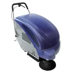 Fiorentini Balayeuse Autotractée SP 500 12V : balayeuse performante avec une largeur de brosse de 650mm et une puissance de 500 W. Idéale pour une propreté impeccable!