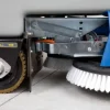 L'autolaveuse autotractée Fiorentini DELUX 55B 24V 45L : une solution complète avec une largeur du suceur de 700 mm et une capacité de récupération de 45 ltr.