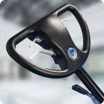 Fiorentini ECOMINI 430 une autolaveuse autotractée performante avec une vitesse d'avancement de 0-4kmh et un rendement jusqu'à 1720 mqh