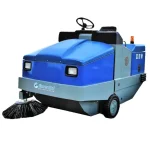 Fiorentini Balayeuse Autoportée S 32 Diesel 200L - Découvrez une balayeuse autoportée puissante avec une grande capacité de vidange et une vitesse d'avancement réglable. Facilitez le nettoyage de grandes surfaces avec cette machine efficace.