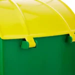 Filmop Poubelle Pocker À Poignée Ergonomique 15L. Son couvercle automatique et ses dimensions optimales en font un accessoire fonctionnel pour votre espace.