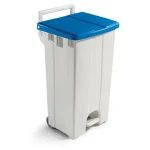 Filmop vous propose le conteneur Polaris à pédale rouge 90L. Ce conteneur en polypropylène, conforme aux normes H.A.C.C.P, est muni d'un couvercle à pédale et de roues de 100 mm. Taille du sac conseillée : 720×1000 mm ou 820×1000 mm.