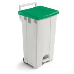 Découvrez le conteneur Polaris à pédale rouge 90L de Filmop. Ce conteneur en polypropylène, conforme aux normes H.A.C.C.P, est doté d'un couvercle à pédale et de roues de 100 mm. Taille du sac conseillée : 720×1000 mm ou 820×1000 mm.